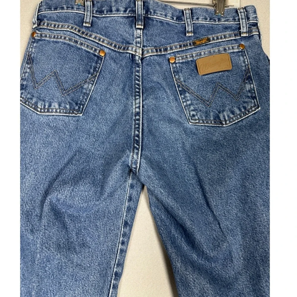Wrangler Jeans Mens 34X32 Blue Cowboy Cut Relaxed Fit Western 5-Pocket Denim